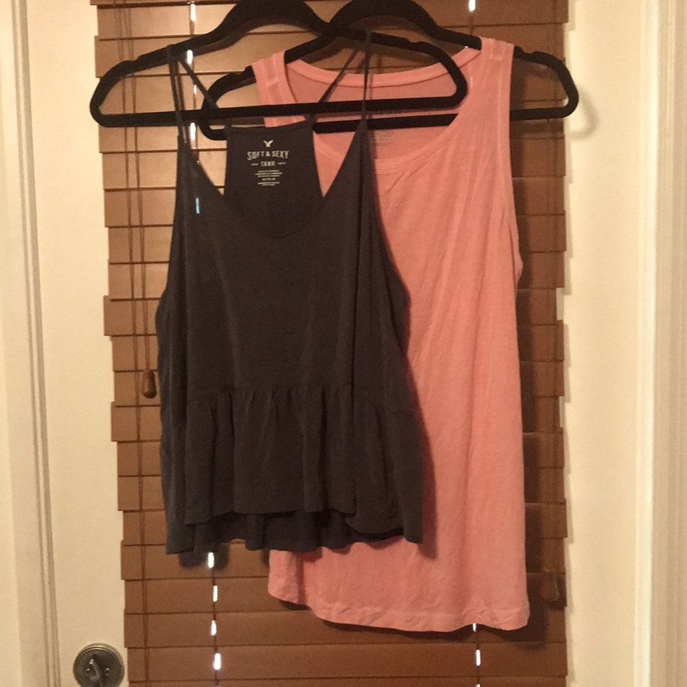 🐞American Eagle Outfitters Soft & Sexy Tank Bundle
